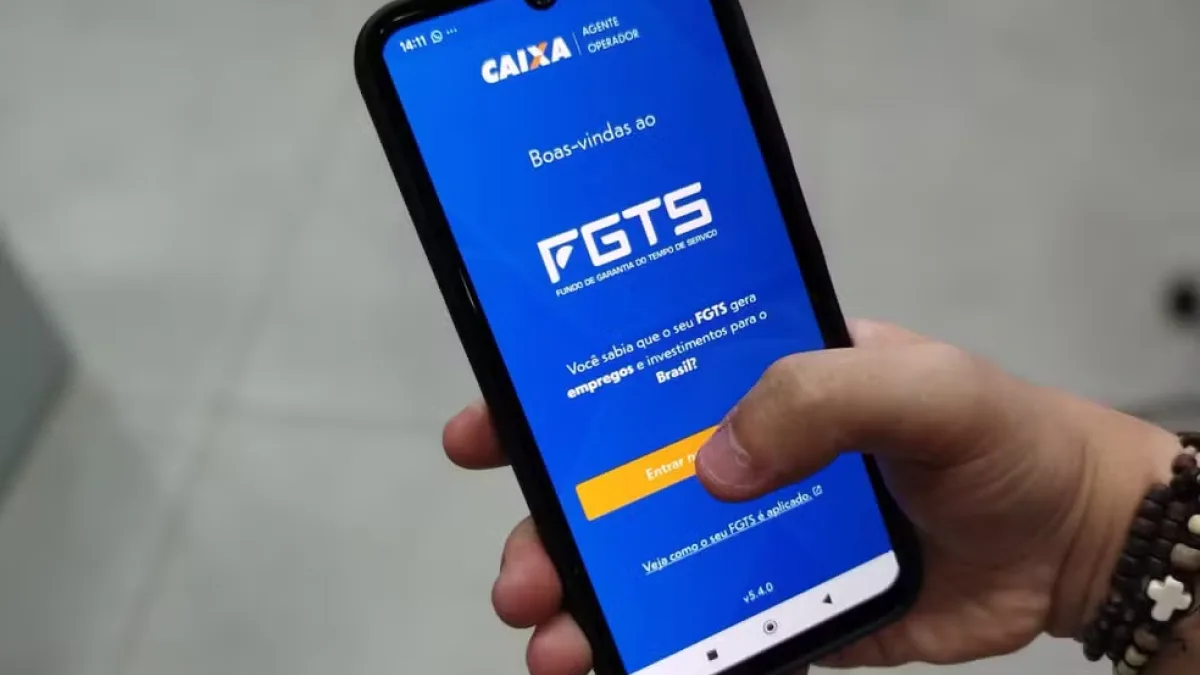 Caixa antecipa pagamento do FGTS para trabalhadores demitidos entre 2020 e 2025