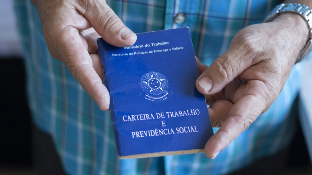 Abimaq critica redução da jornada e alerta para aumento de custos