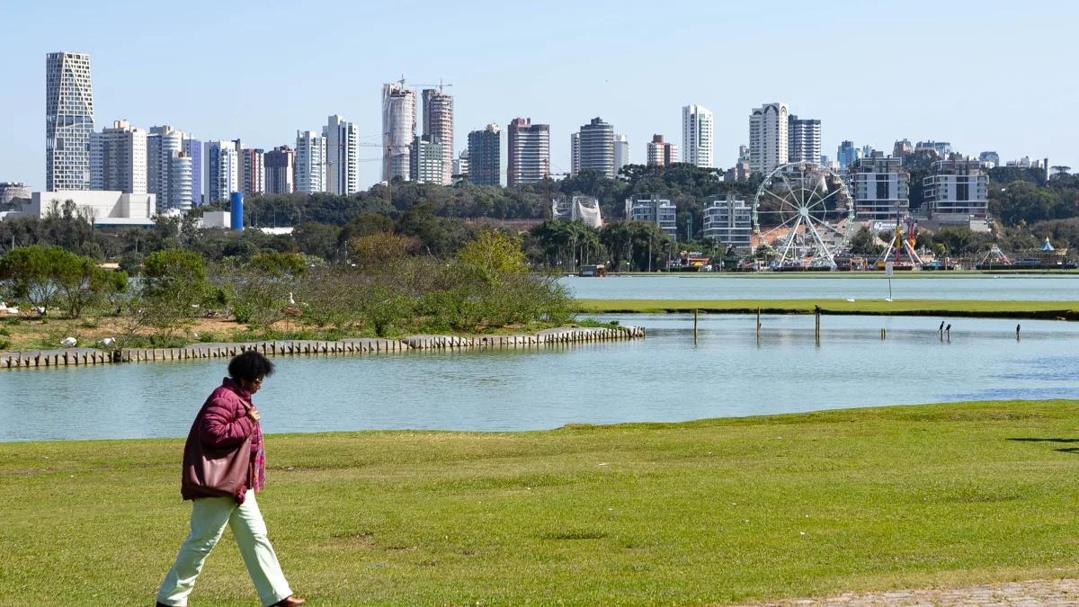 Semana de sol e calor: temperaturas podem passar dos 30°C no Paraná