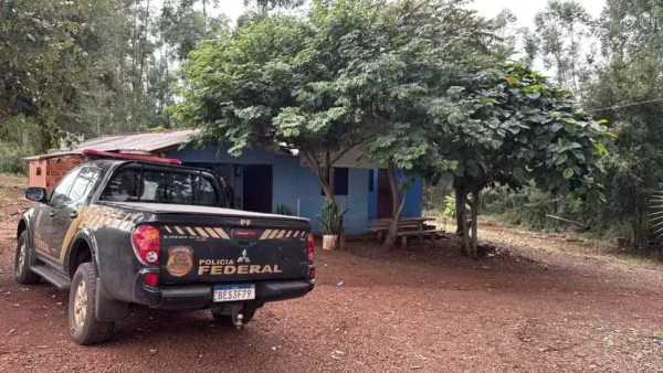 Mulher é presa por suspeita de aliciar paraguaias e argentinas para exploração sexual no Paraná