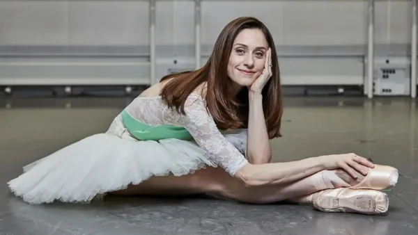 A bailarina argentina na elite do Royal Ballet de Londres há três décadas: 'Me sinto invencível'