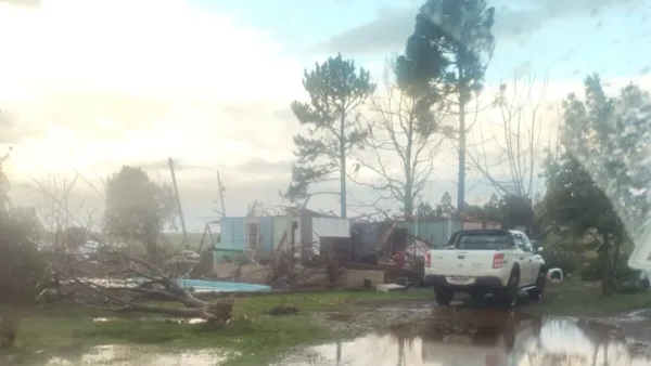 🌪️ TORNADO DEIXA RASTRO DE DESTRUIÇÃO EM CANDÓI