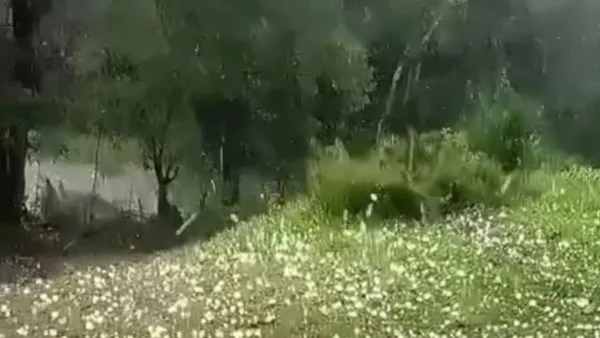 Granizo impressiona moradores de Dois Vizinhos durante temporal